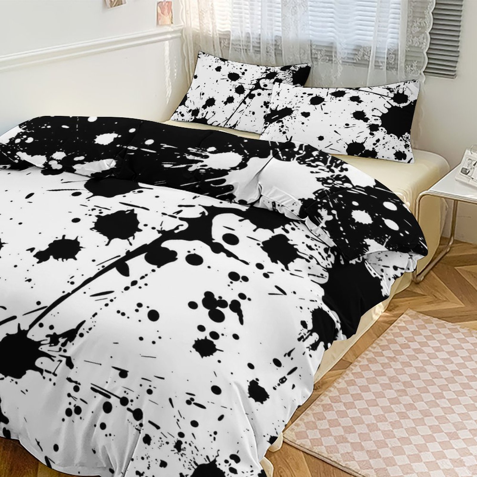 3-Piece Bedding Set (1 Duvet Cover + 2 Pillow Shams) 3-Piece Bedding Set 102″×90″ – Black and White Splatter